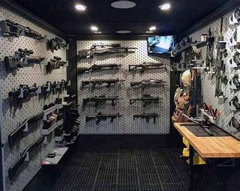 Decorate the new gun room.